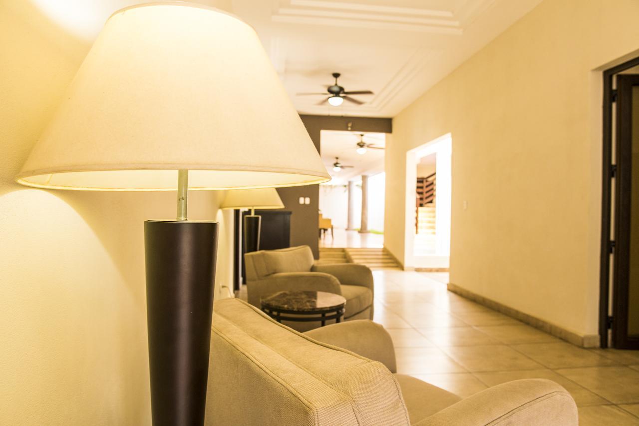 Hotel El Viejo Inn Chinandega Exteriör bild
